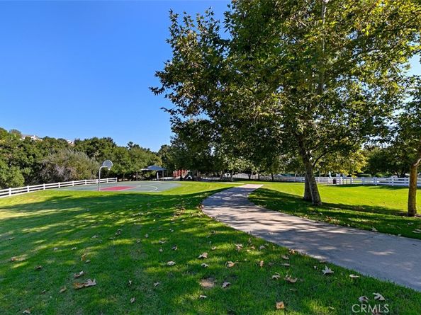 6 Cherokee Street, Trabuco Canyon CA 92679