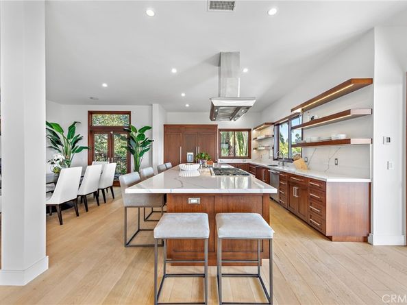 2907 Cliff Drive, Newport Beach CA 92663