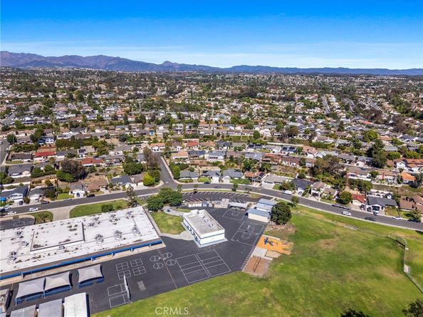 26655 Avenida Deseo, Mission Viejo CA 92691