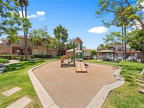 67 Santa Barbara Court, Lake Forest CA 92610