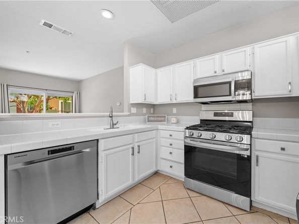67 Santa Barbara Court, Lake Forest CA 92610