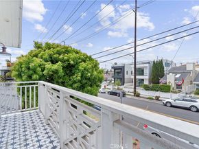 208 Indianapolis Avenue, Huntington Beach CA 92648