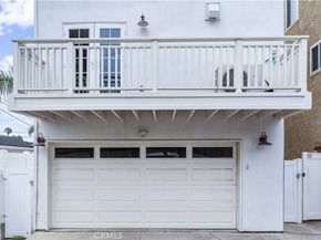 208 Indianapolis Avenue, Huntington Beach CA 92648