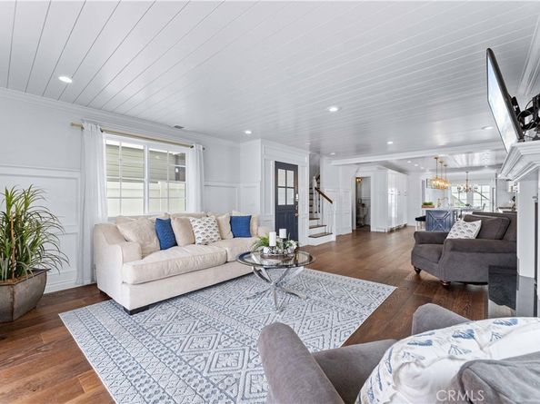 208 Indianapolis Avenue, Huntington Beach CA 92648