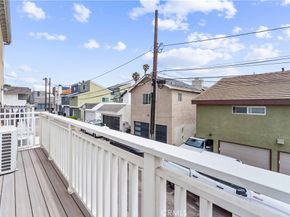208 Indianapolis Avenue, Huntington Beach CA 92648