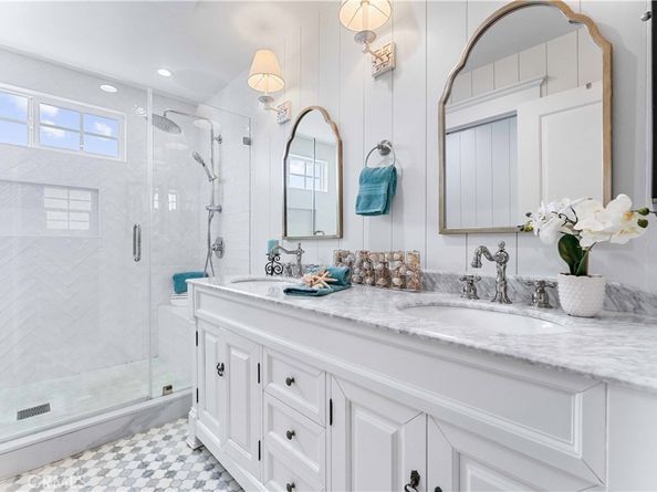 208 Indianapolis Avenue, Huntington Beach CA 92648