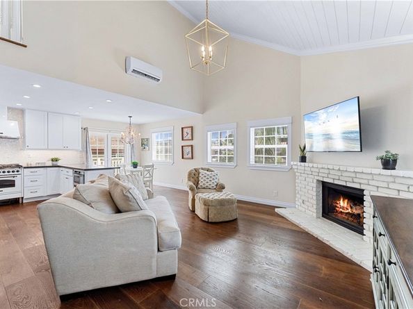 208 Indianapolis Avenue, Huntington Beach CA 92648