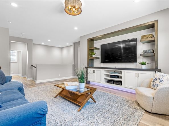 20 Entonar Road, Rancho Mission Viejo CA 92694