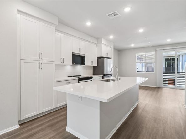 2206 Saltbush Drive, San Marcos CA 92069