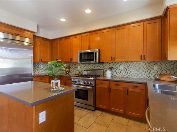 23 Crosspointe, Irvine CA 92618