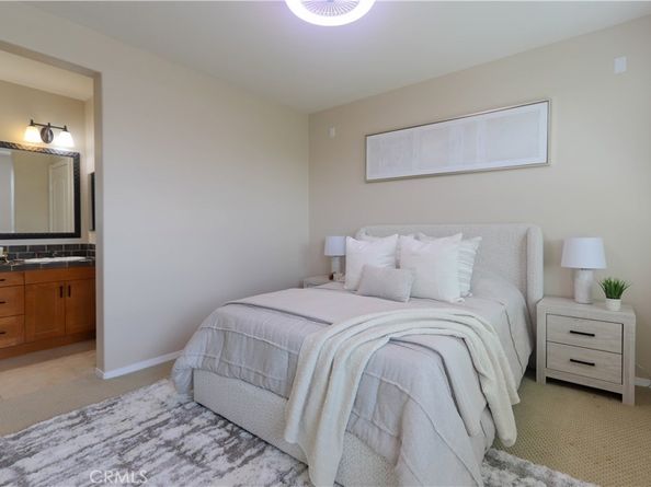 23 Crosspointe, Irvine CA 92618
