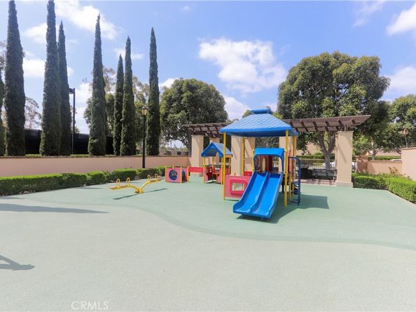 23 Crosspointe, Irvine CA 92618