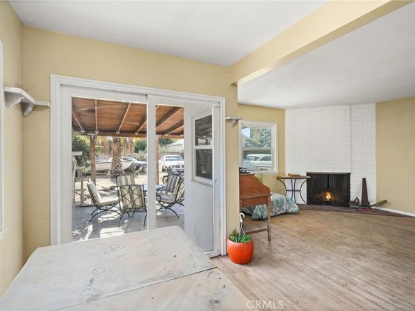 7057 Babcock Avenue, North Hollywood CA 91605