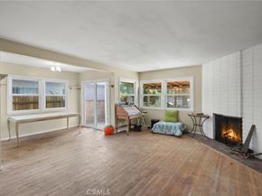7057 Babcock Avenue, North Hollywood CA 91605