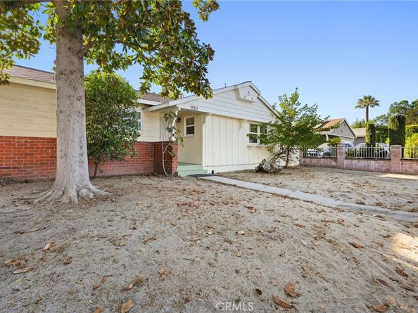 7057 Babcock Avenue, North Hollywood CA 91605