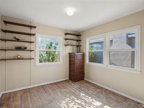 7057 Babcock Avenue, North Hollywood CA 91605