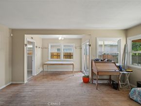 7057 Babcock Avenue, North Hollywood CA 91605