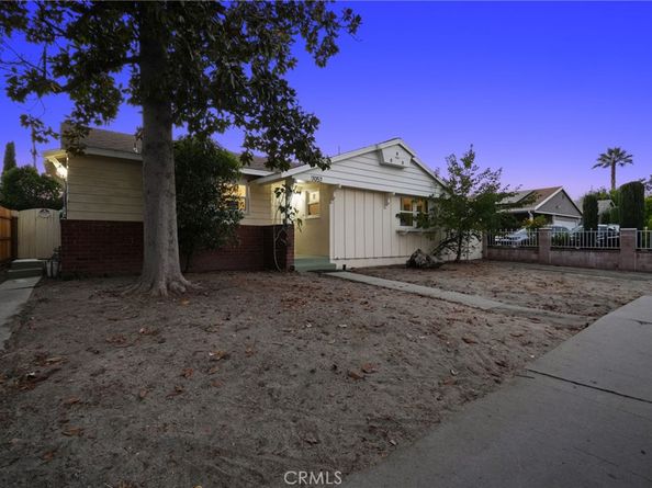 7057 Babcock Avenue, North Hollywood CA 91605