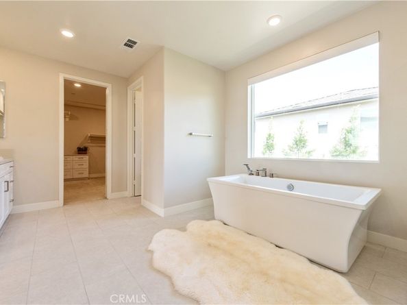 71 Einstein Way, Irvine CA 92618