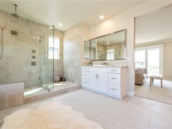 71 Einstein Way, Irvine CA 92618