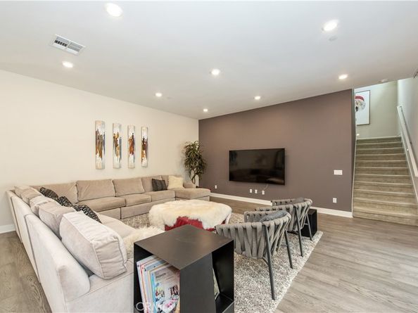 71 Einstein Way, Irvine CA 92618