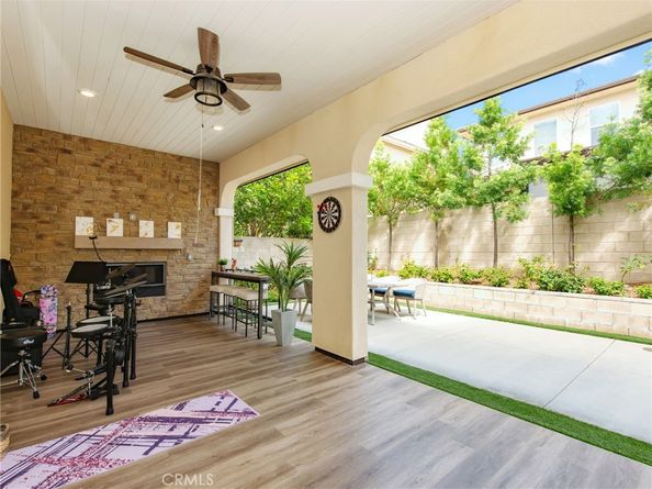 71 Einstein Way, Irvine CA 92618