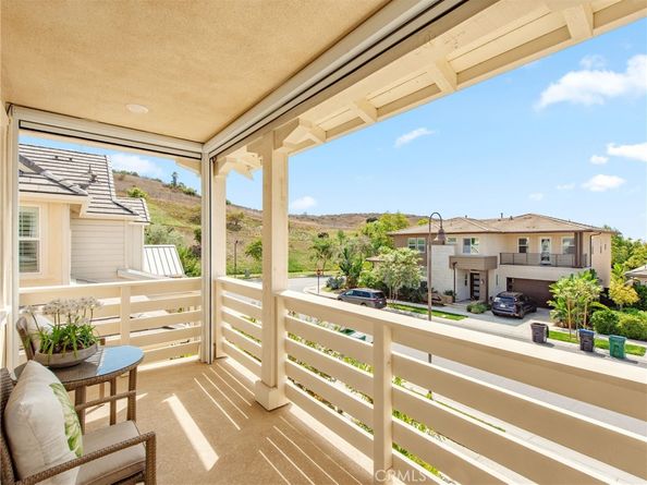 71 Einstein Way, Irvine CA 92618