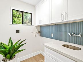 22332 Eagle Rock Way, Laguna Beach CA 92651
