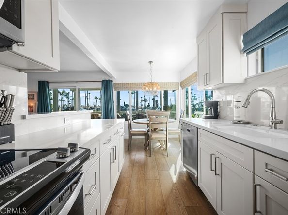 700 E Oceanfront, Newport Beach CA 92661