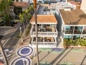 700 E Oceanfront