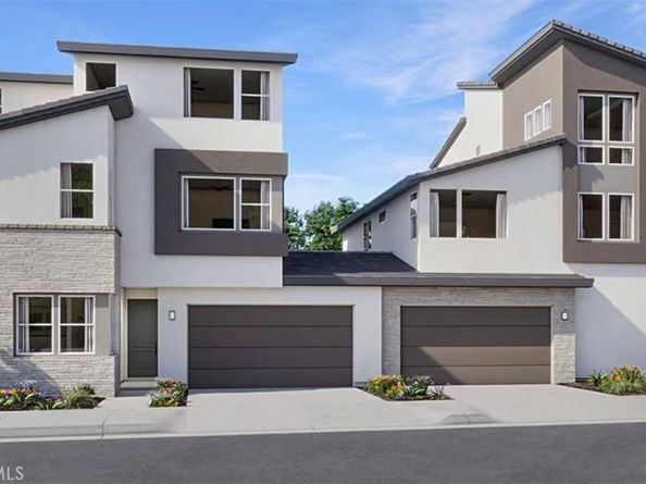 220 Lexford, Irvine CA 92618
