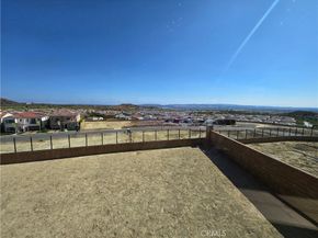 1062 Summit Oak Dr, Lake Forest CA 92679