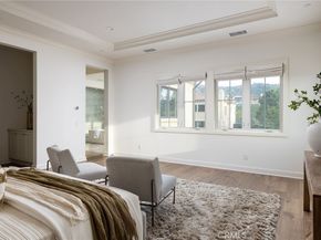 114 Great Oak, Irvine CA 92602