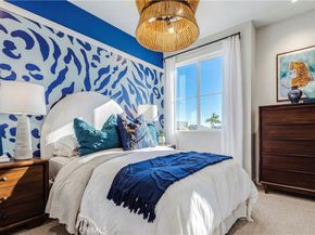 12720 Azure Way 27, Hawthorne CA 90250