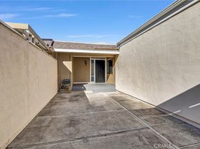 22271 Caminito Arroyo Seco 48, Laguna Hills CA 92653