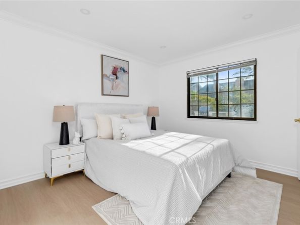 16401 Serenade Lane, Huntington Beach CA 92647