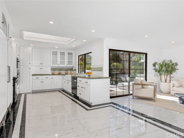 16401 Serenade Lane, Huntington Beach CA 92647