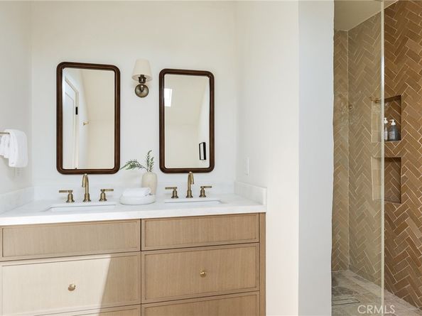 5415 Ash Street, Los Angeles CA 90042