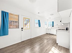 10833 McVine Ave Avenue, Sunland CA 91040