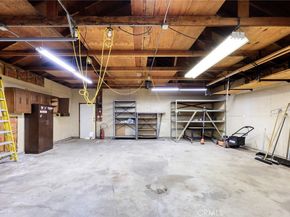 10833 McVine Ave Avenue, Sunland CA 91040