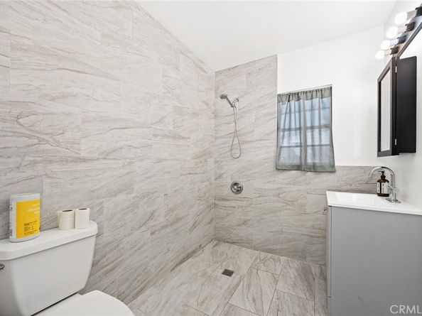 10833 McVine Ave Avenue, Sunland CA 91040