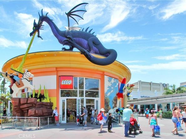 1781 E Warrenton, Anaheim CA 92805