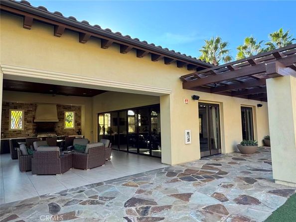 22 Lark, Lake Forest CA 92630