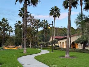 22 Lark, Lake Forest CA 92630