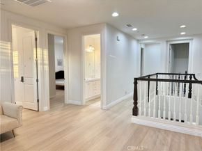 22 Lark, Lake Forest CA 92630