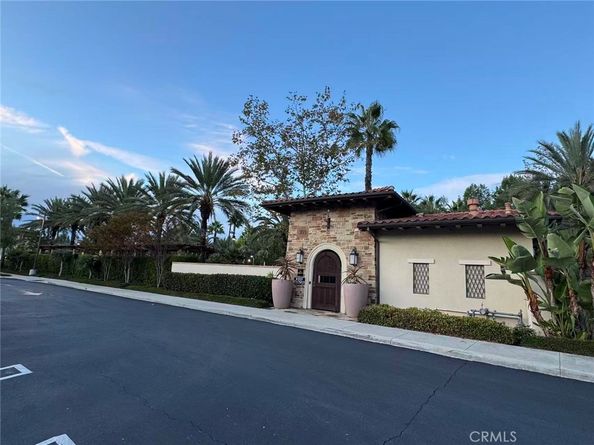 22 Lark, Lake Forest CA 92630