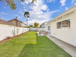 20942 Queens Park, Huntington Beach CA 92646