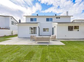 20942 Queens Park, Huntington Beach CA 92646