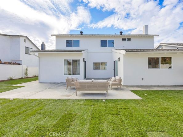 20942 Queens Park, Huntington Beach CA 92646