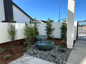 20942 Queens Park, Huntington Beach CA 92646